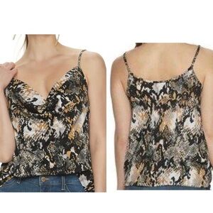 NWT Jennifer Lopez JLo Fashion Top (S)